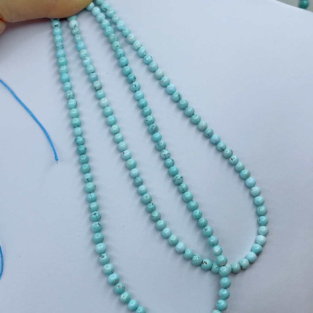 绿松石颈饰未镶嵌