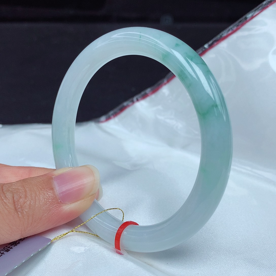 翡翠未镶嵌手镯54圈2405