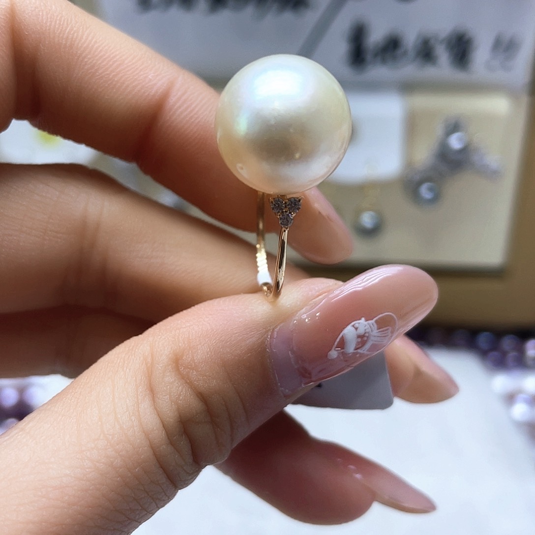 海水珍珠戒指18K金镶嵌