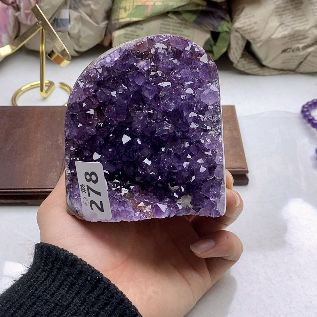 紫晶大型摆件（非配饰）未镶嵌