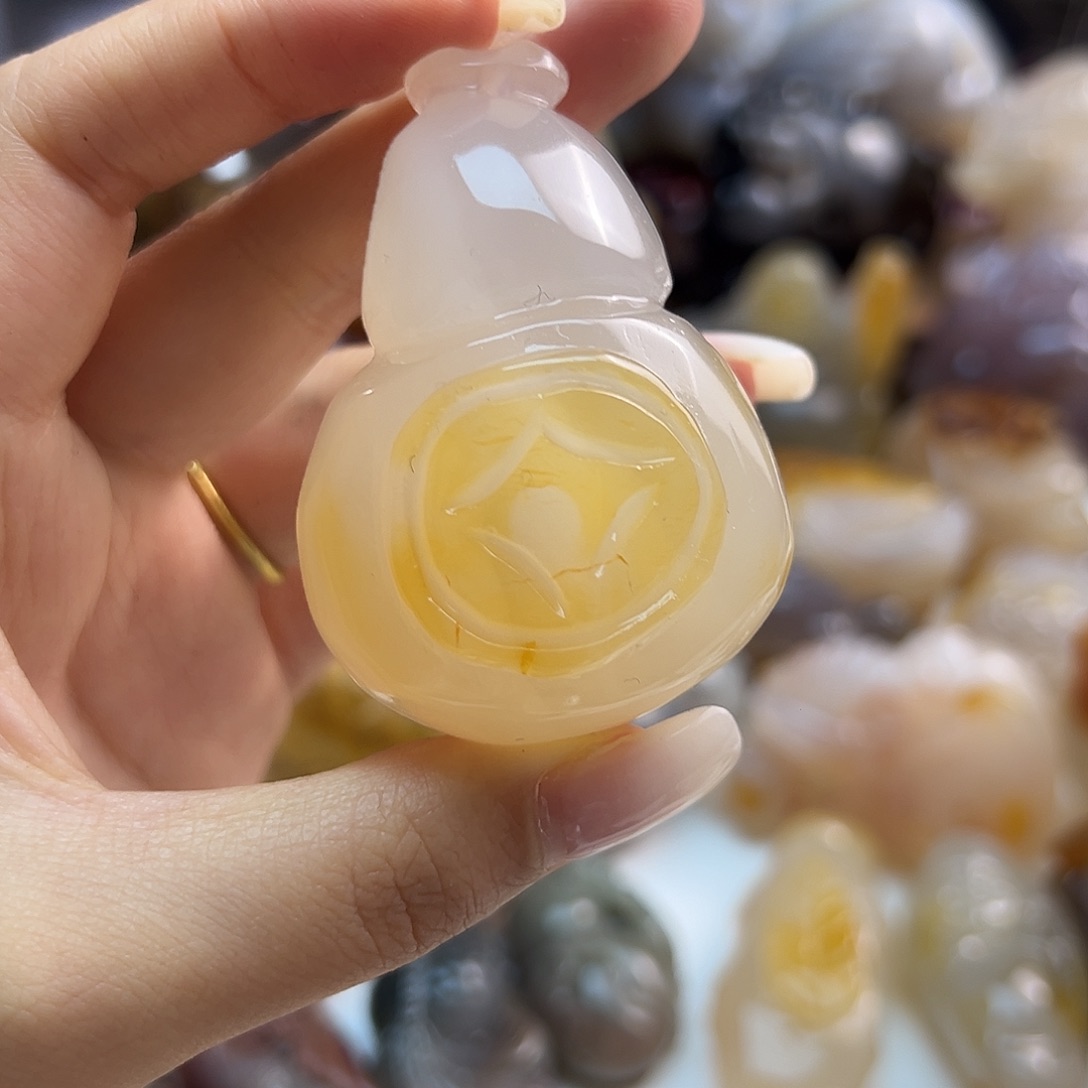 玛瑙/玉髓未镶嵌颈饰