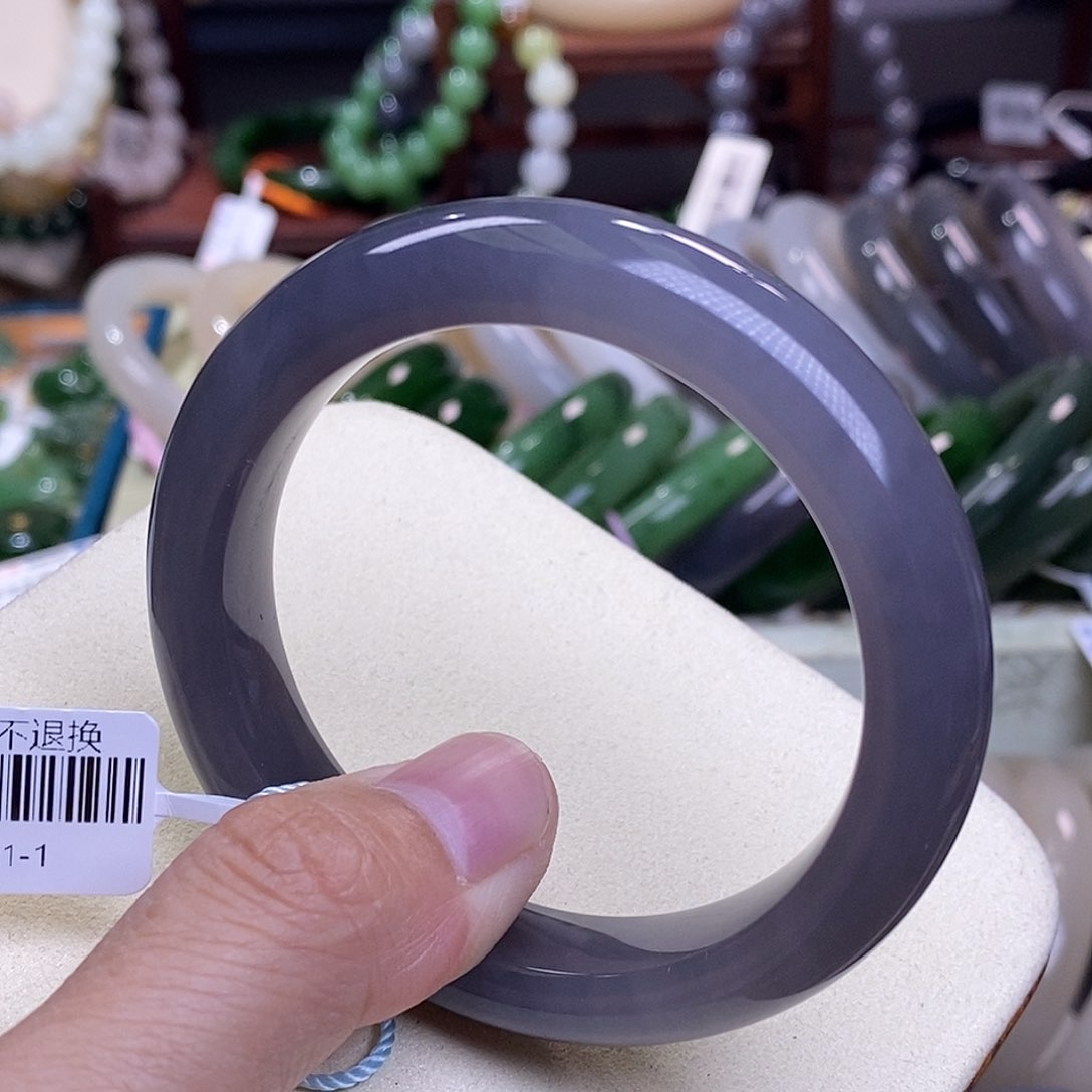 和田玉毕业级高冰老坑料烟紫渐变手镯53.3未镶嵌