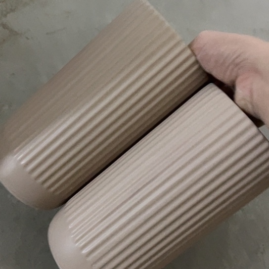 多肉绿植陶瓷花盆9.9包邮，有孔