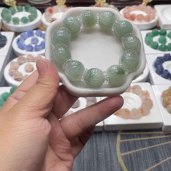 石英质玉（非洲翠）合金手串