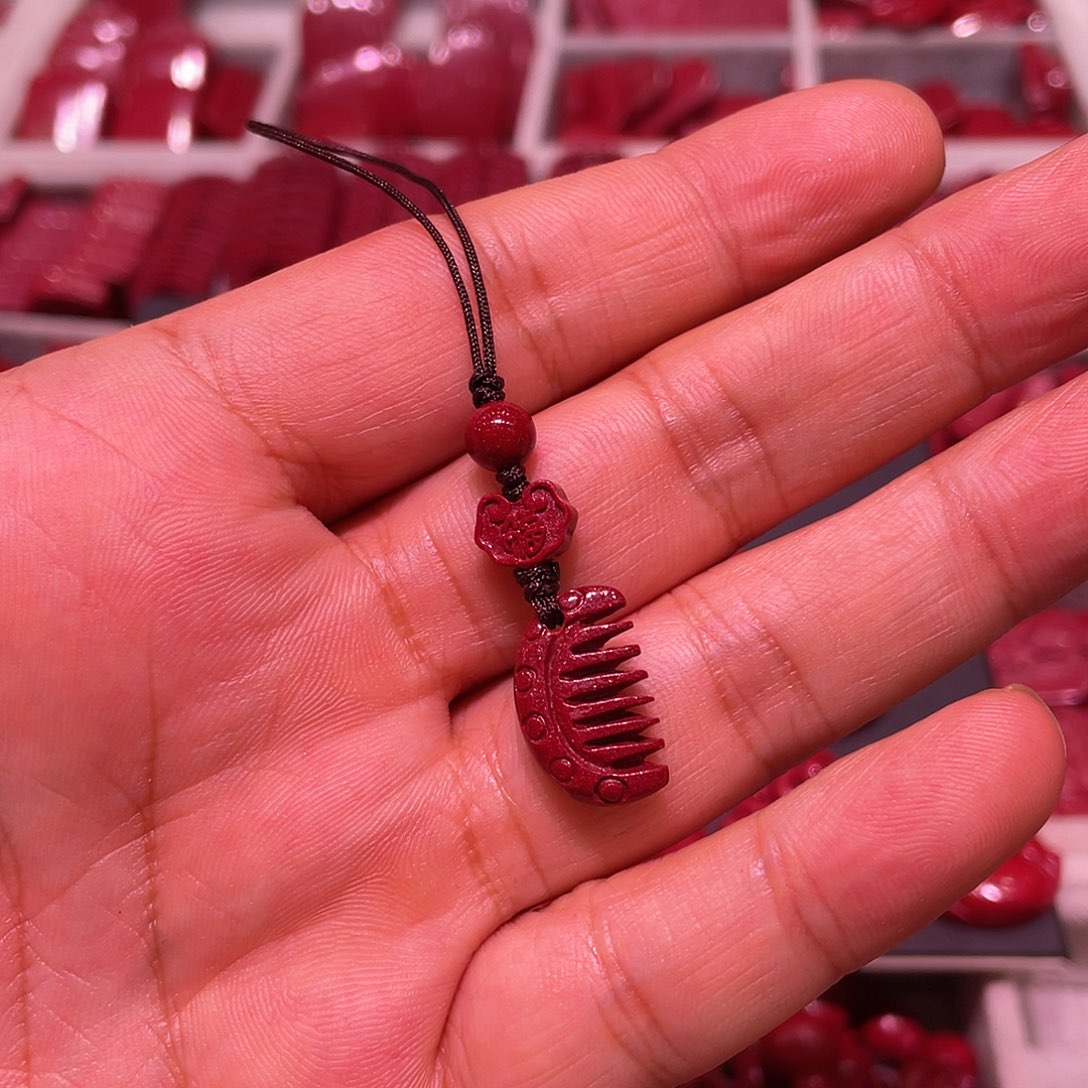 天然辰砂紫金砂小梳子手机挂