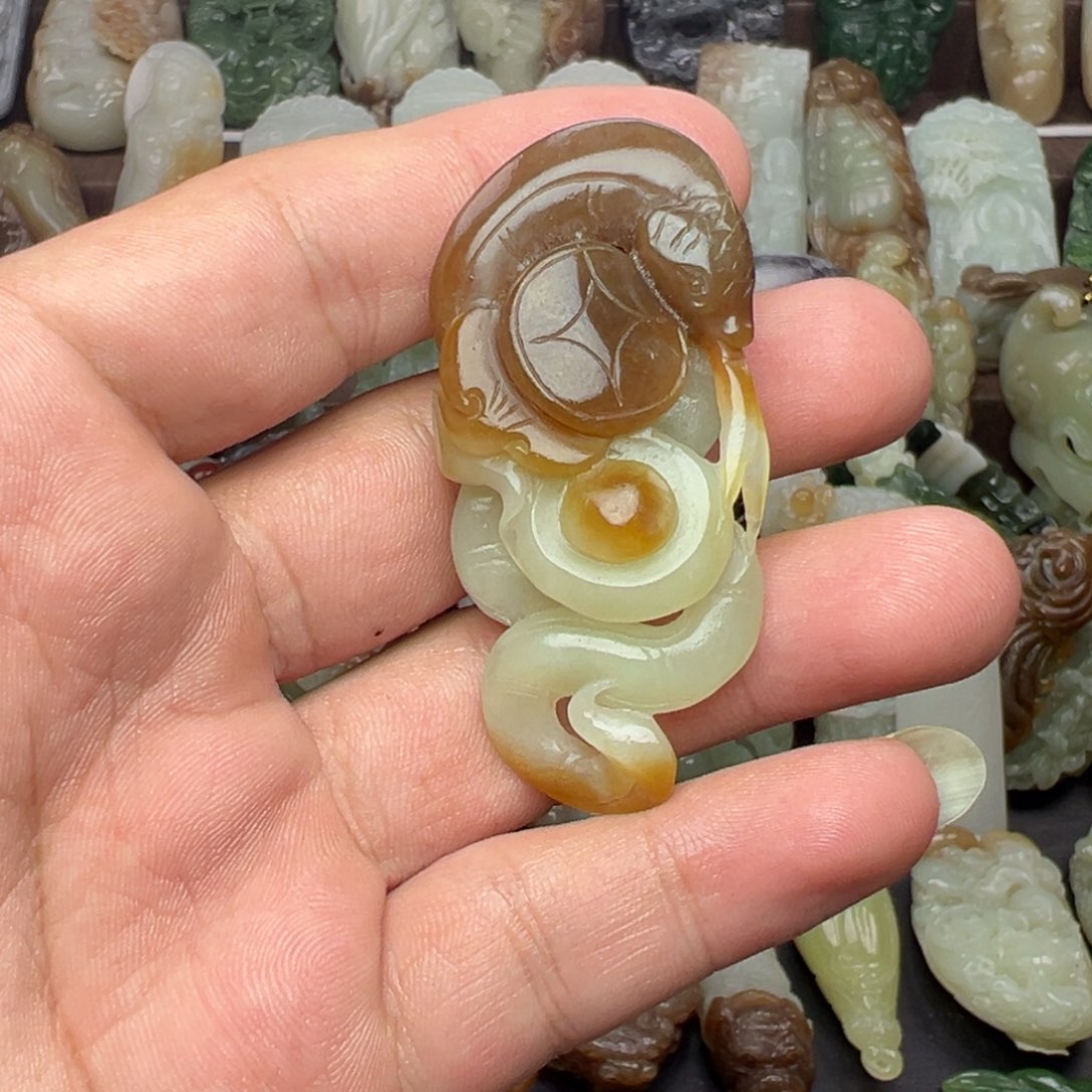 和田玉未镶嵌挂件