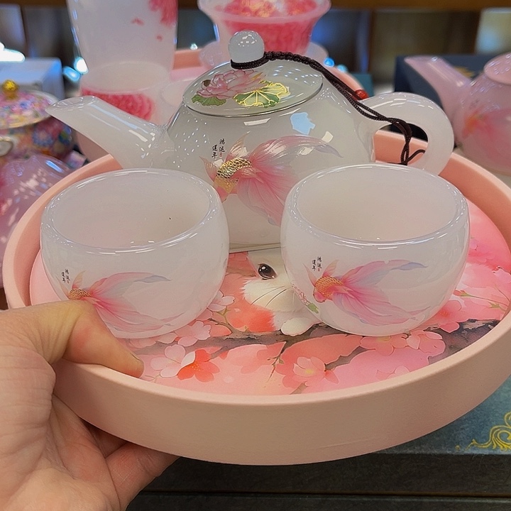 段泥茶杯吧啦吧拉吧拉的我想