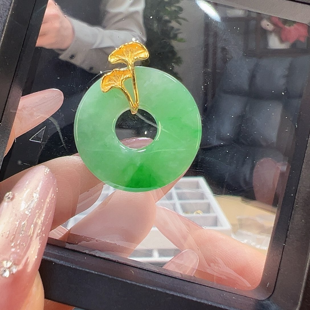 翡翠吊坠(不含链)18K金镶嵌吊坠38