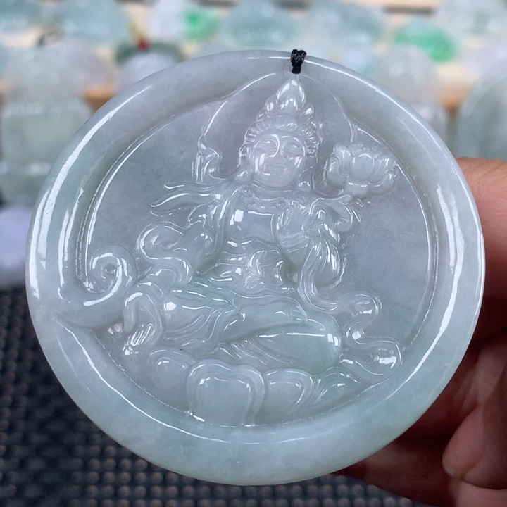 颈饰未镶嵌翡翠大势至