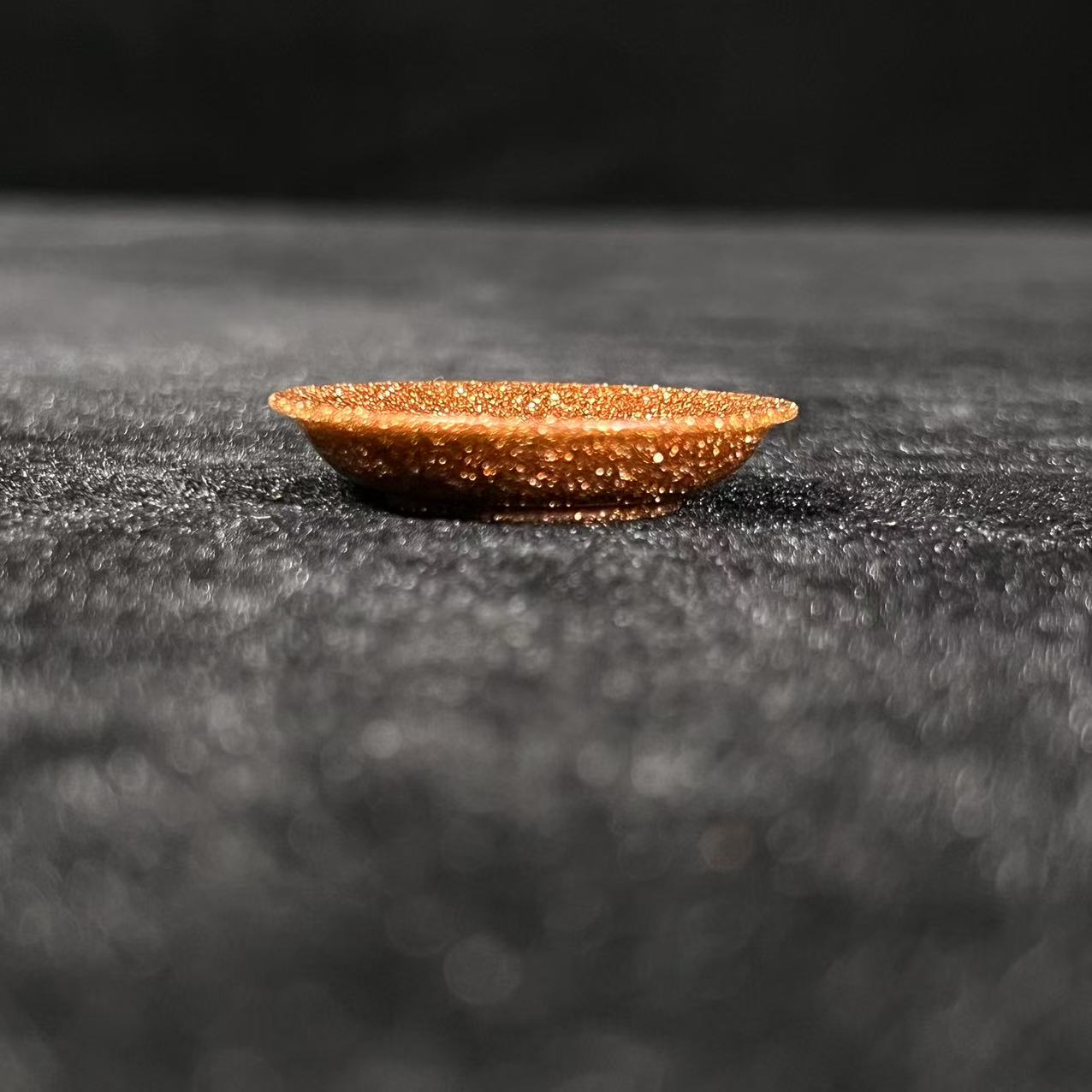 Lot23:  金星石烟碟D:4.1cm