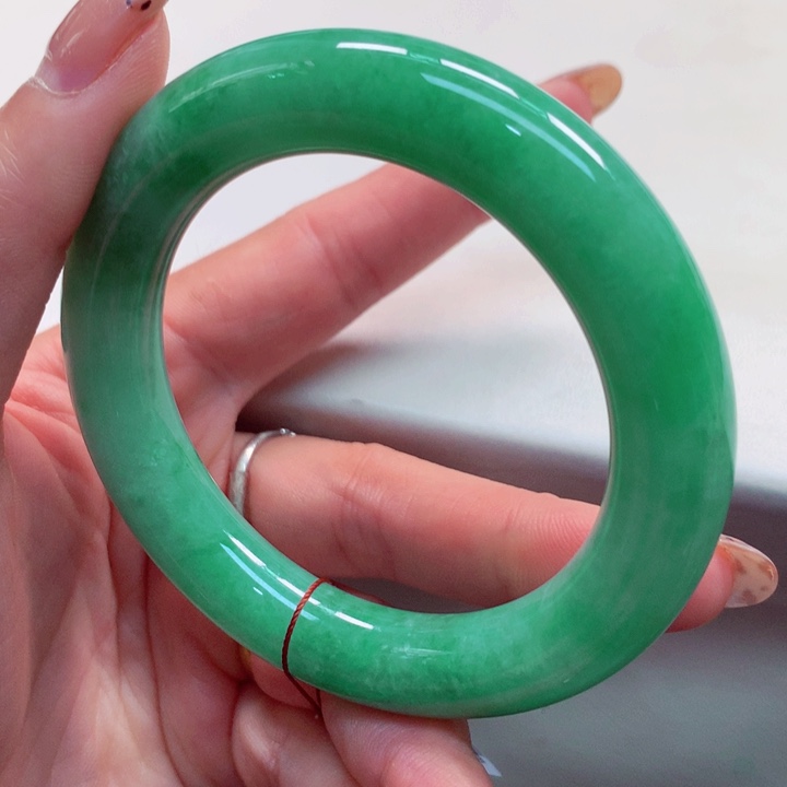翡翠未镶嵌手镯天然翡翠手镯