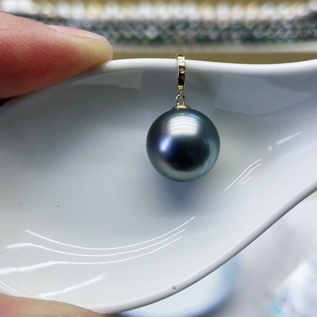 海水珍珠颈饰18K金镶嵌