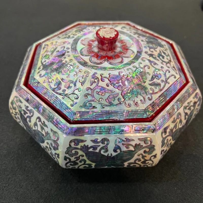 嵌螺有盖八角盒嵌螺有盖八角盒