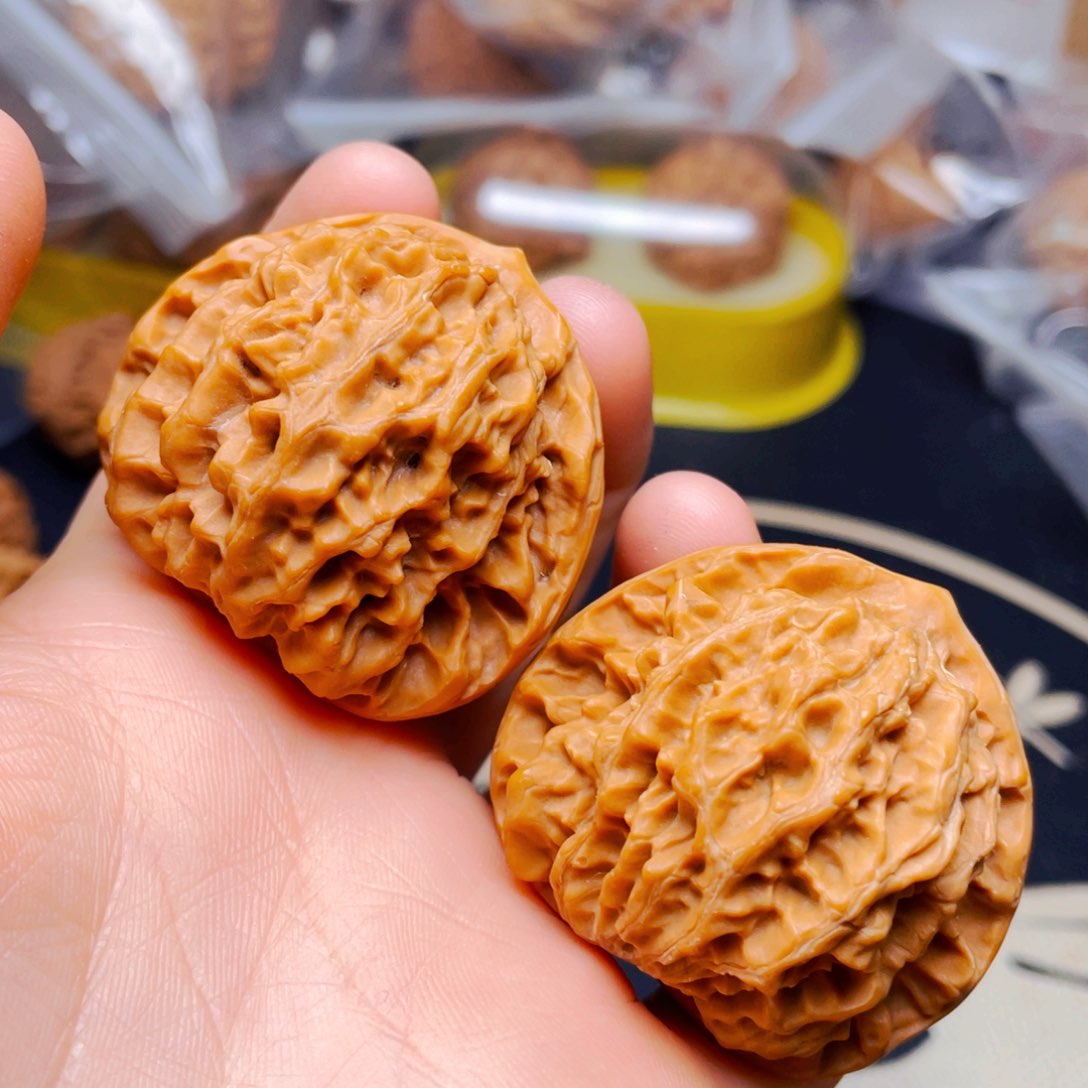 吊坠文玩核桃京八对