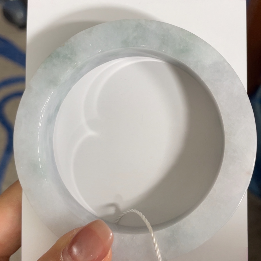 定制翡翠未镶嵌翡翠手镯基地质检