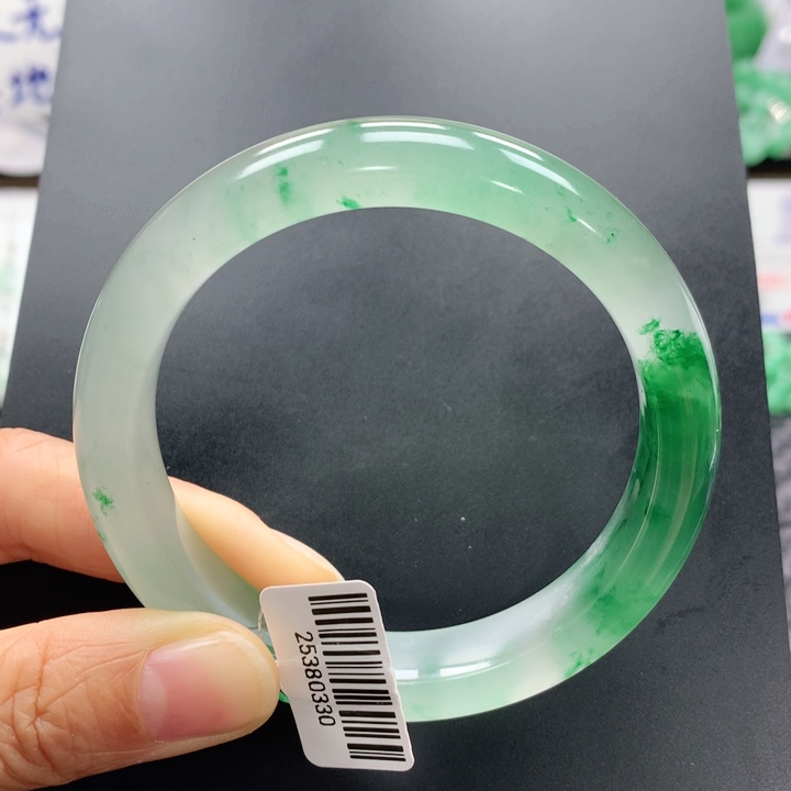 石英质玉未镶嵌手镯青青58-59多人