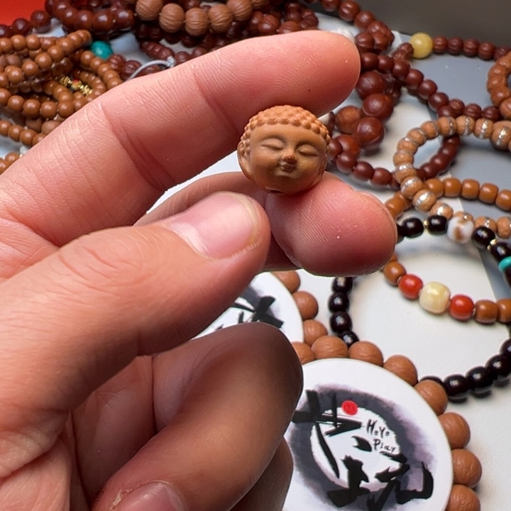 猴头核桃吊坠宝宝佛