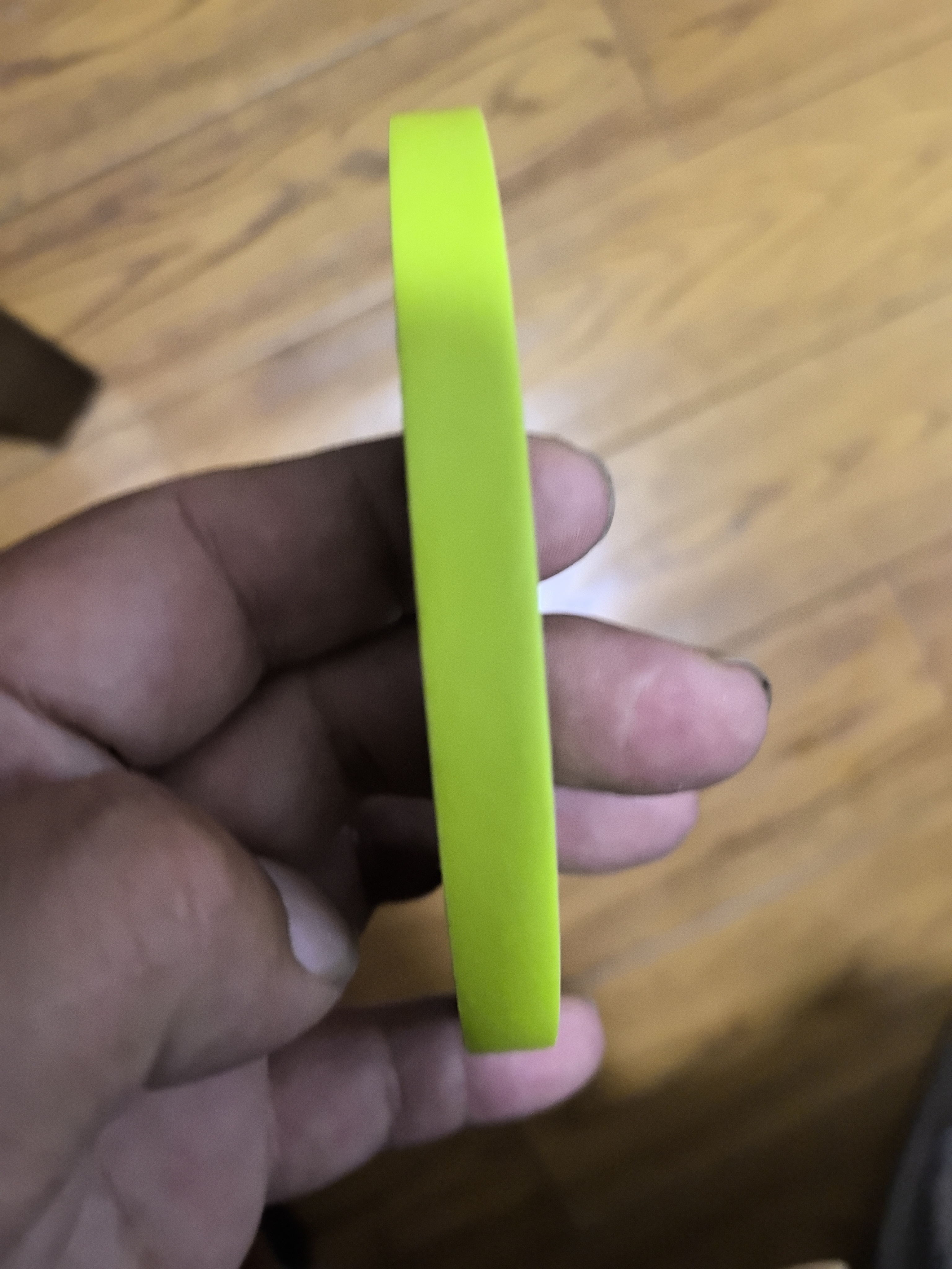 2.5公分和纸一箱，一箱108卷，一卷50米长胶带