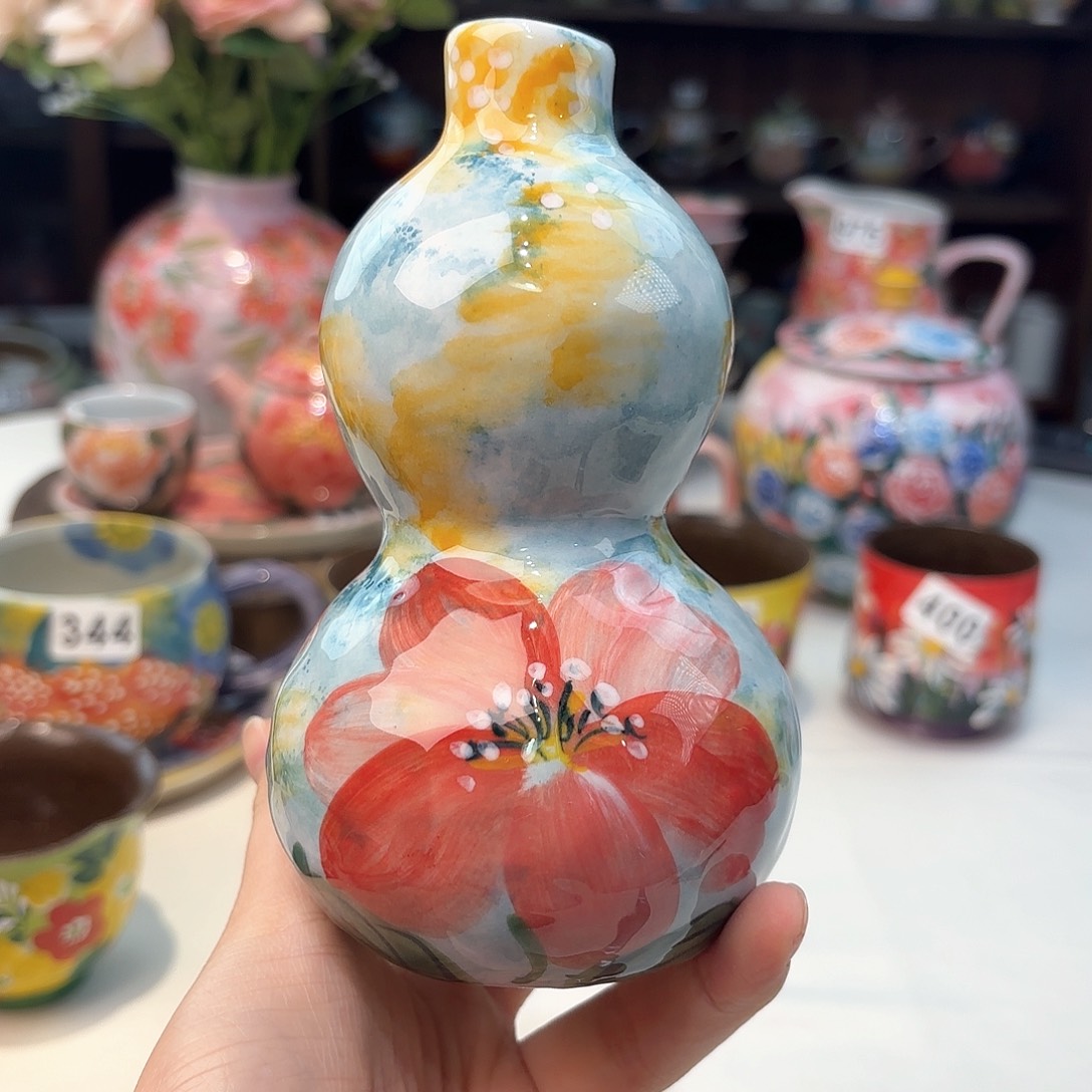 瓷片兔兔好可爱啊我