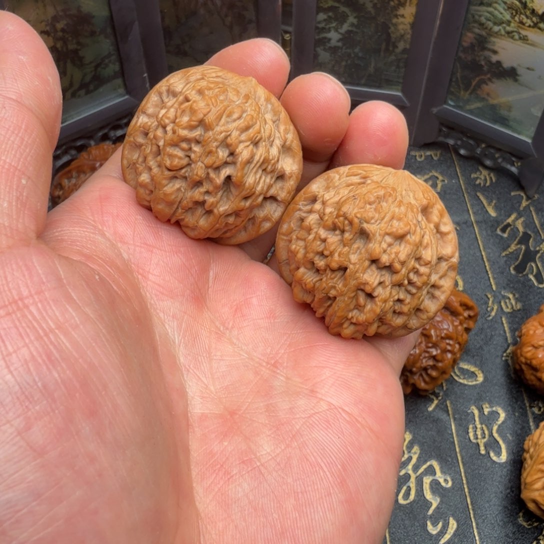文玩核桃吊坠兴隆血麒麟37
