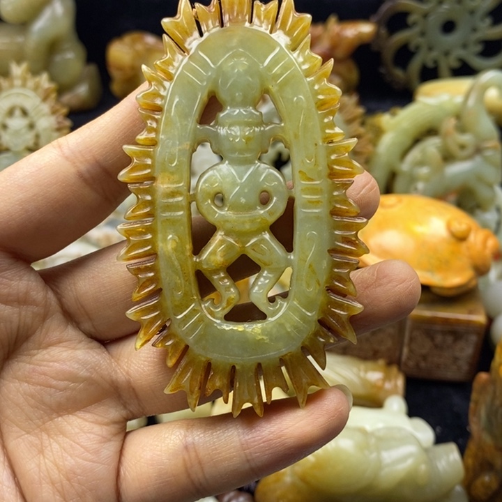 和田玉颈饰未镶嵌115