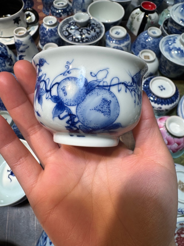 青花炉式杯玉兔葫芦