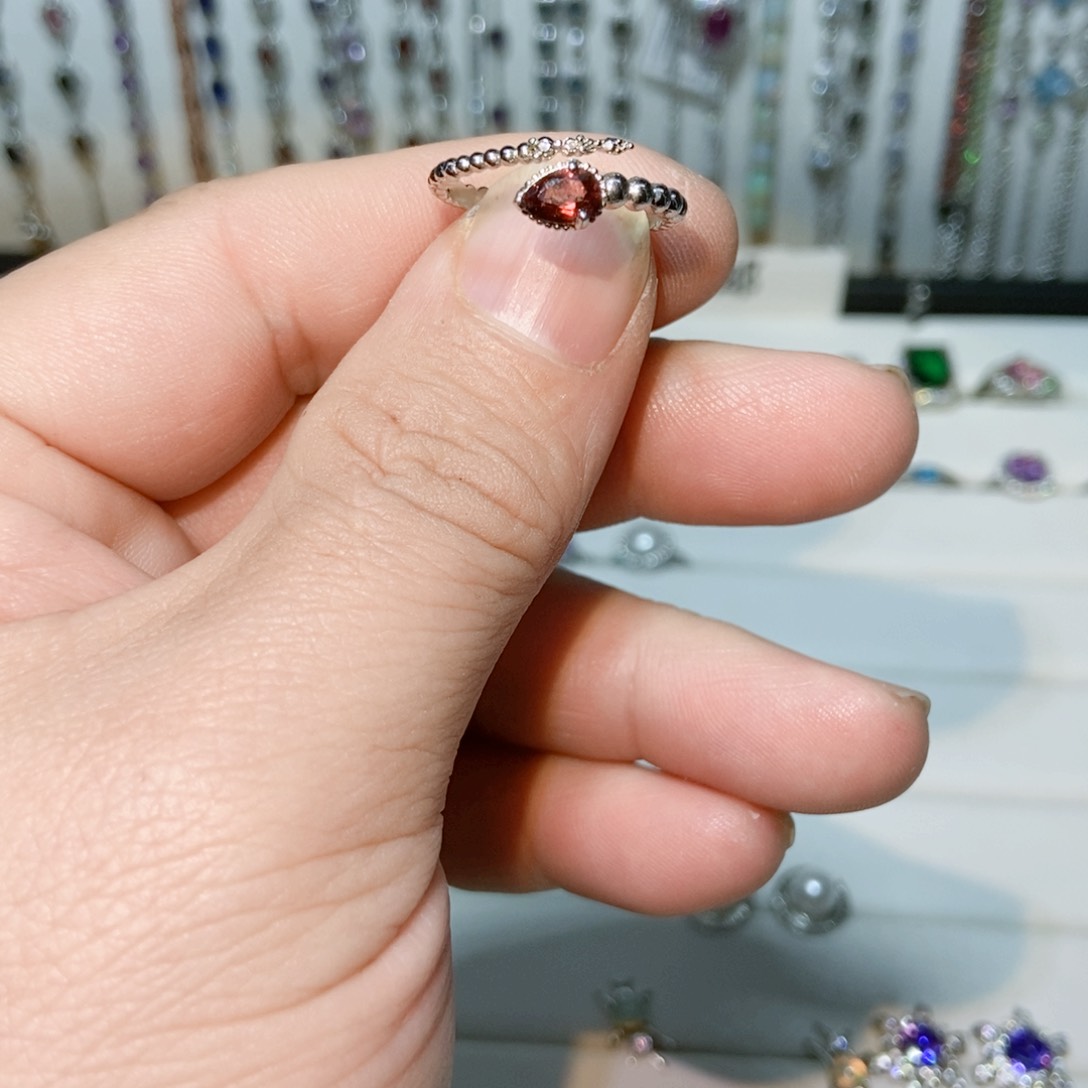 绿水晶戒指银S925镶嵌