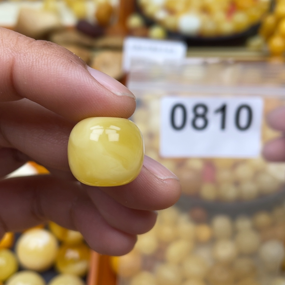 琥珀珠宝奇石未镶嵌浮***い