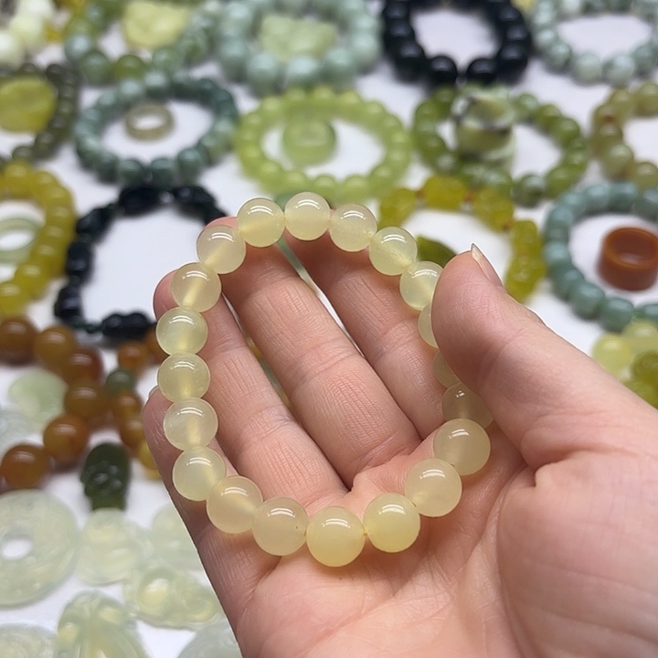 蛇纹石玉手串未镶嵌