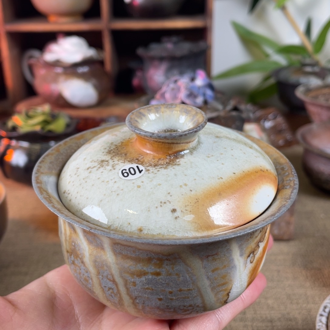 编号109。  盖碗。 150ml