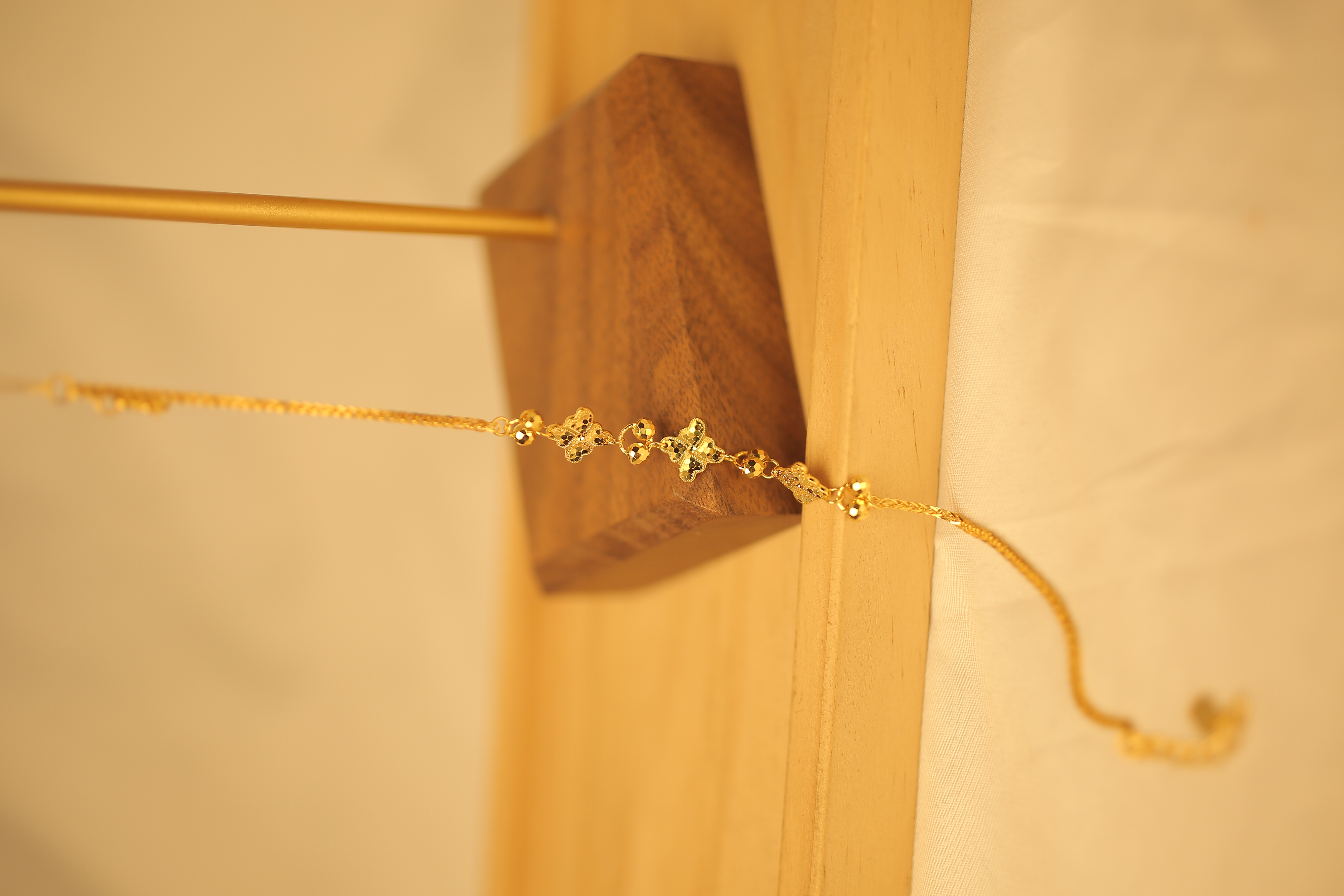 Pt950铂金黄四叶草圆珠相间时尚轻奢手链