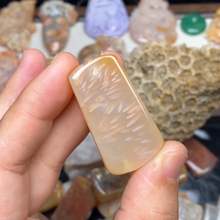 硅化珊瑚（珊瑚玉）手镯未镶嵌