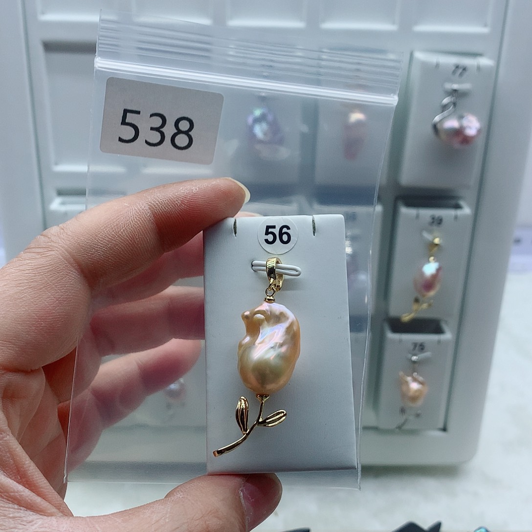 合金吊坠(不含链)淡水珍珠