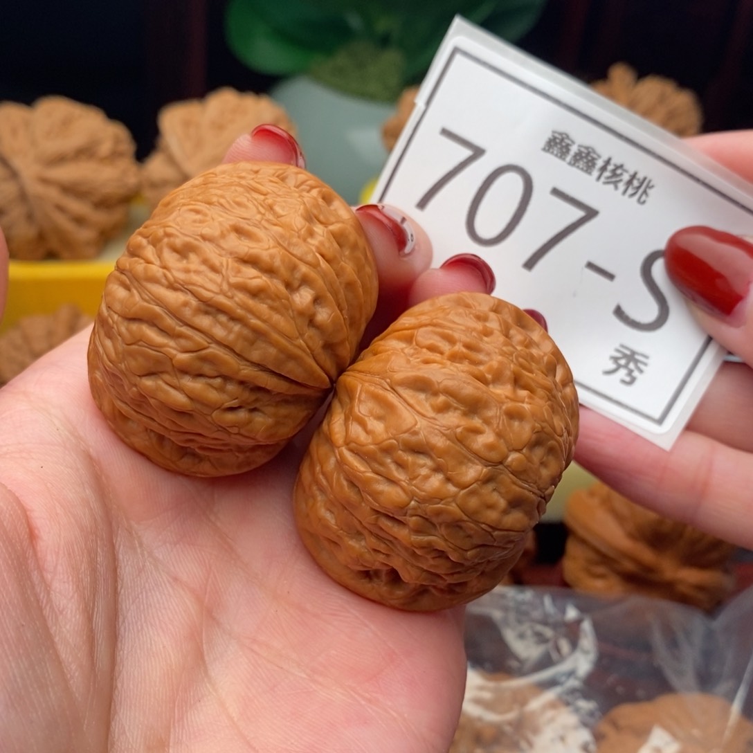 文玩核桃把件铁锤43