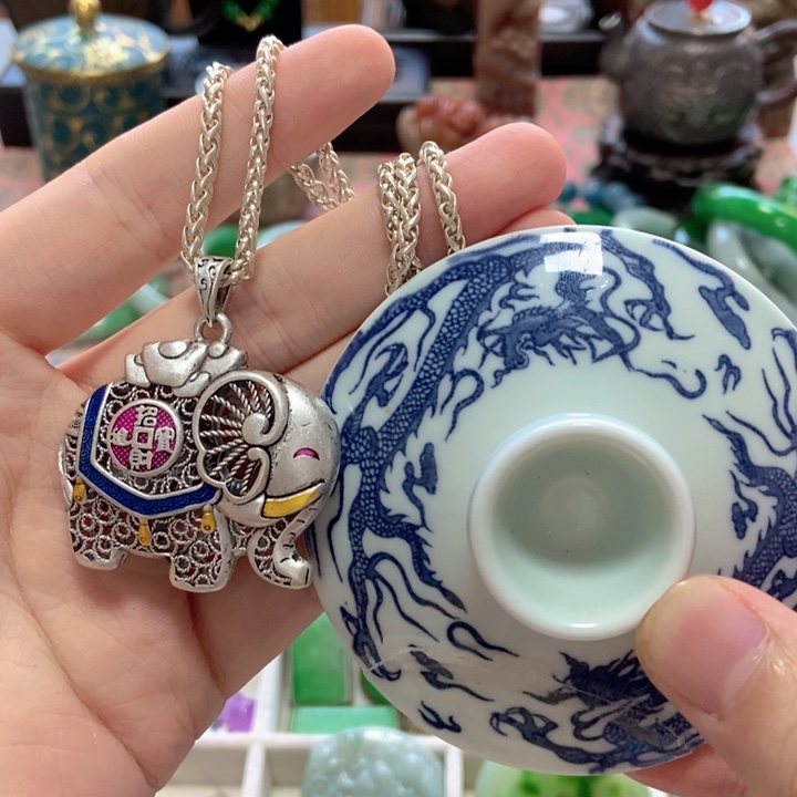 摆件哈哈哈哈哈哈哈哈哈哈哈哈哈