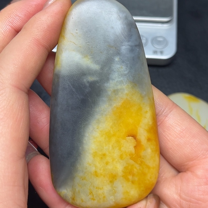 和田玉项链未镶嵌