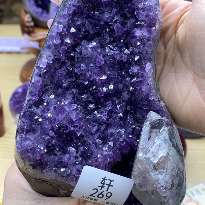 未镶嵌紫晶大型摆件（非配饰）