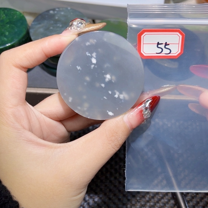 和田玉和田玉边角料随机发未镶嵌