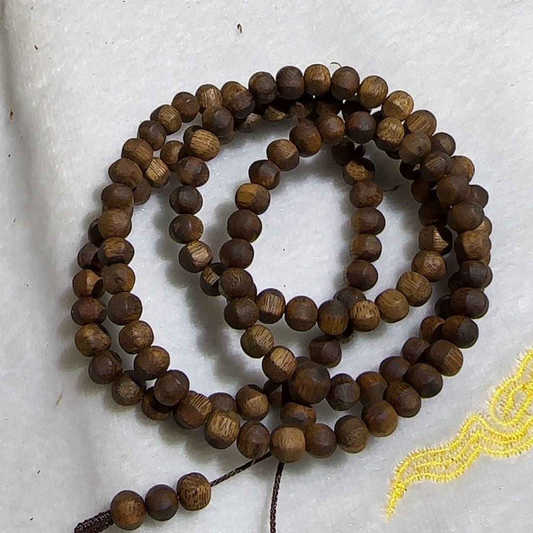 沉香手串灯笼珠多圈 卡7醇化料