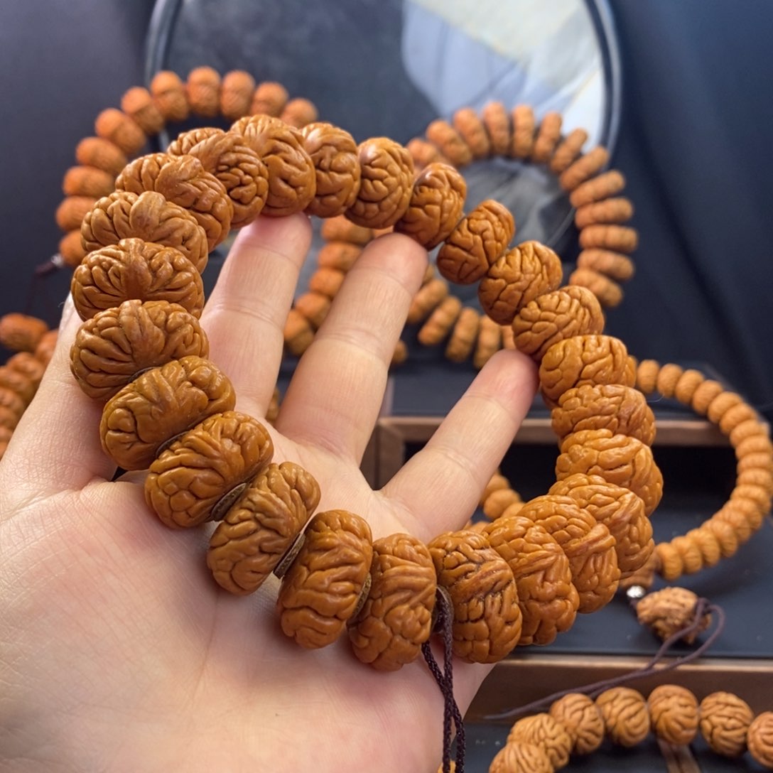 桃核手串龙纹桃核矮霸