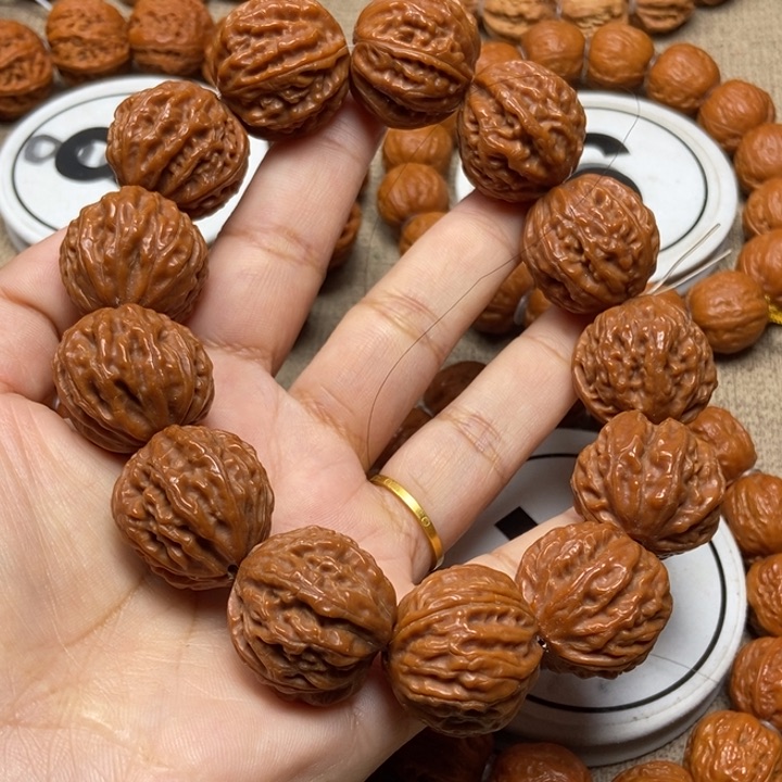 文玩核桃吊坠麻花八棱