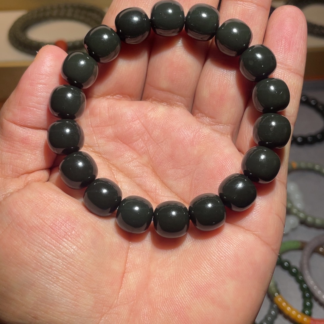 和田玉未镶嵌手链