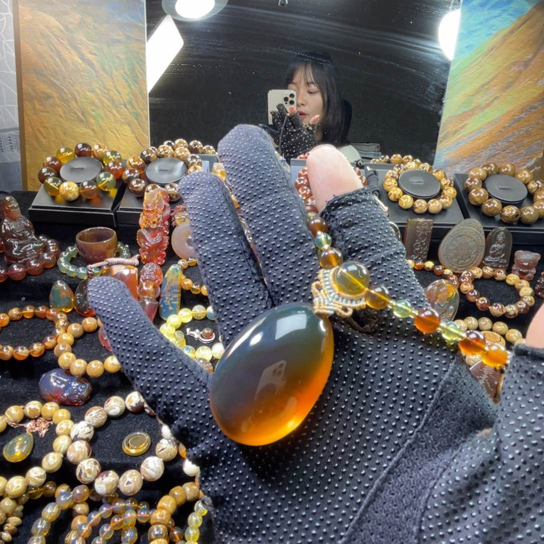 琥珀手链未镶嵌吊坠