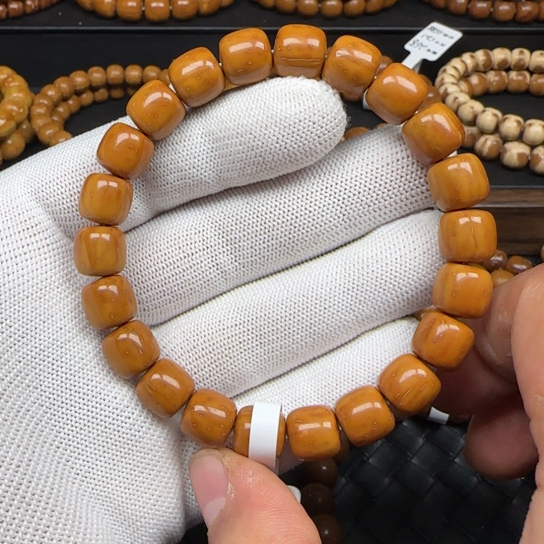 紫金鼠手串10.4mm实心老型（黄金甲）265