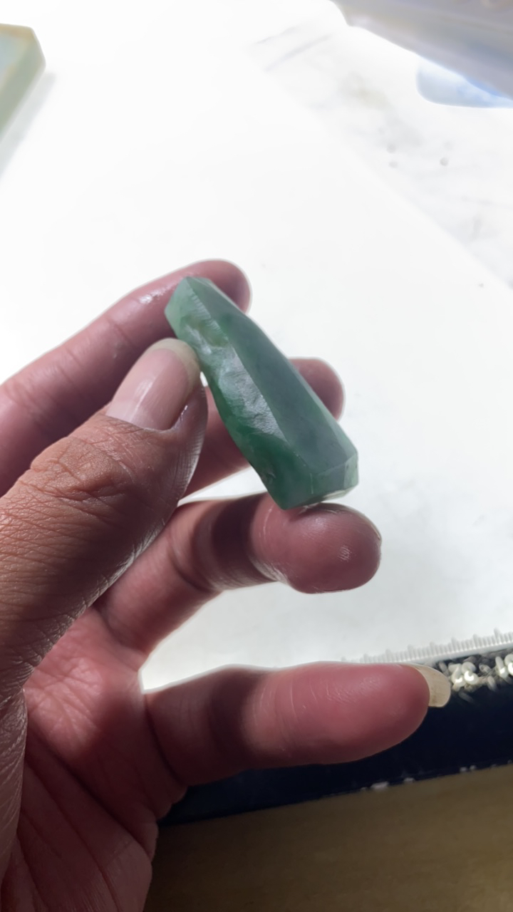 天然缅甸翡翠a货