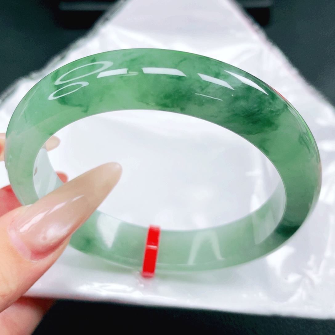 翡翠未镶嵌手镯58