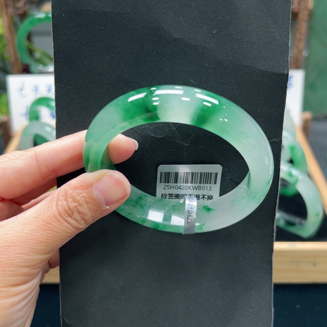 石英质玉未镶嵌手镯➕佳佳6061