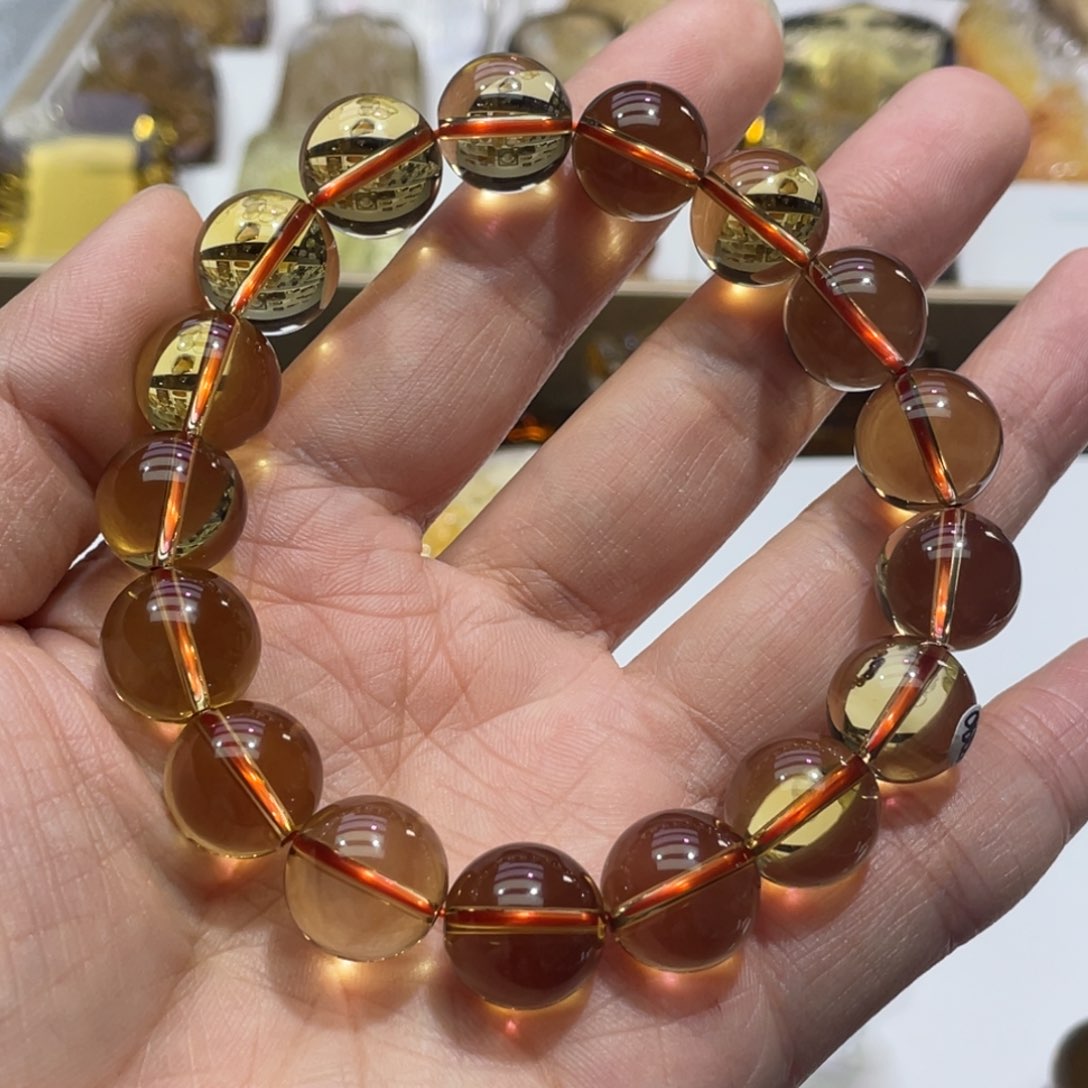 水晶手串未镶嵌嫣****?定制