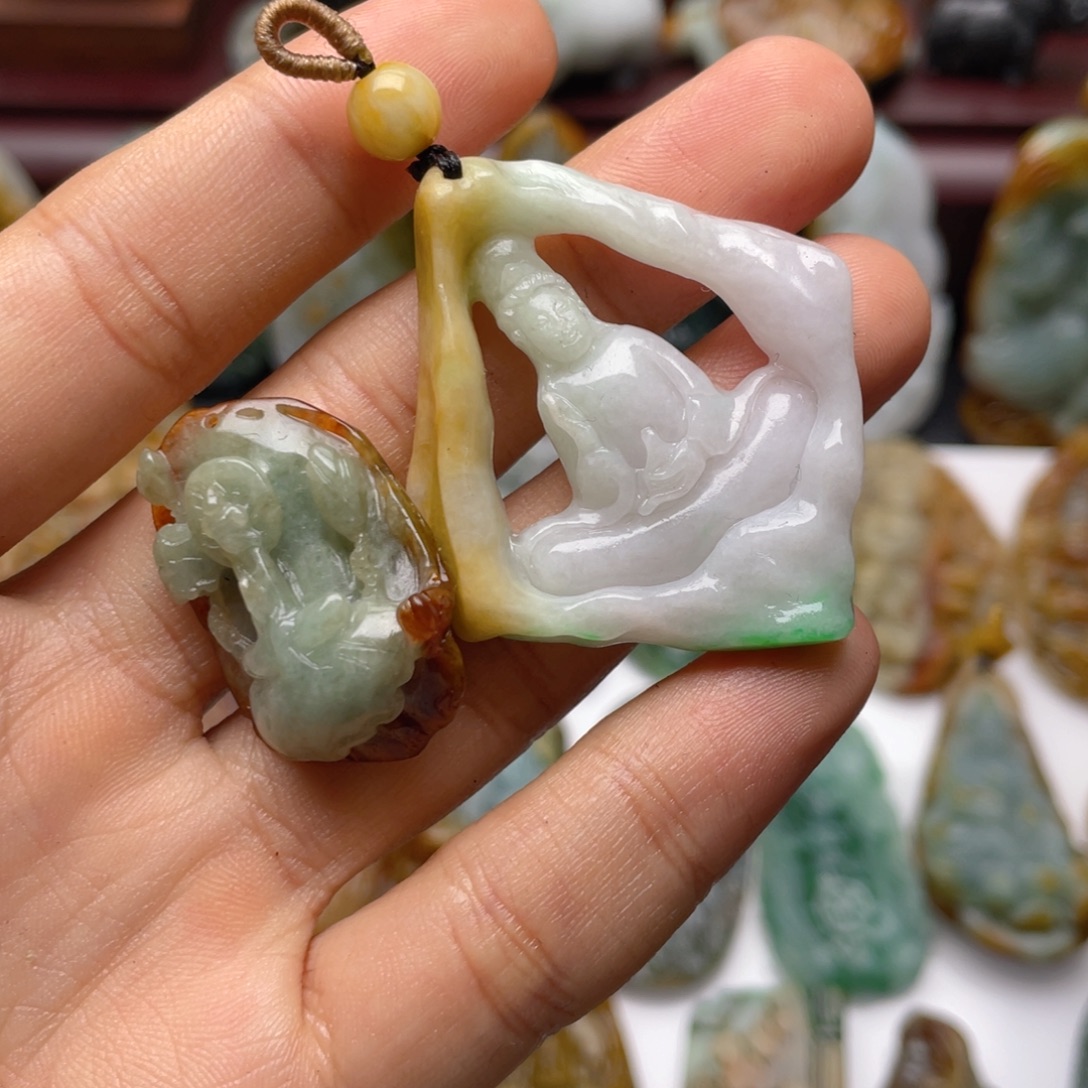 蓝***子定制翡翠未镶嵌翡翠