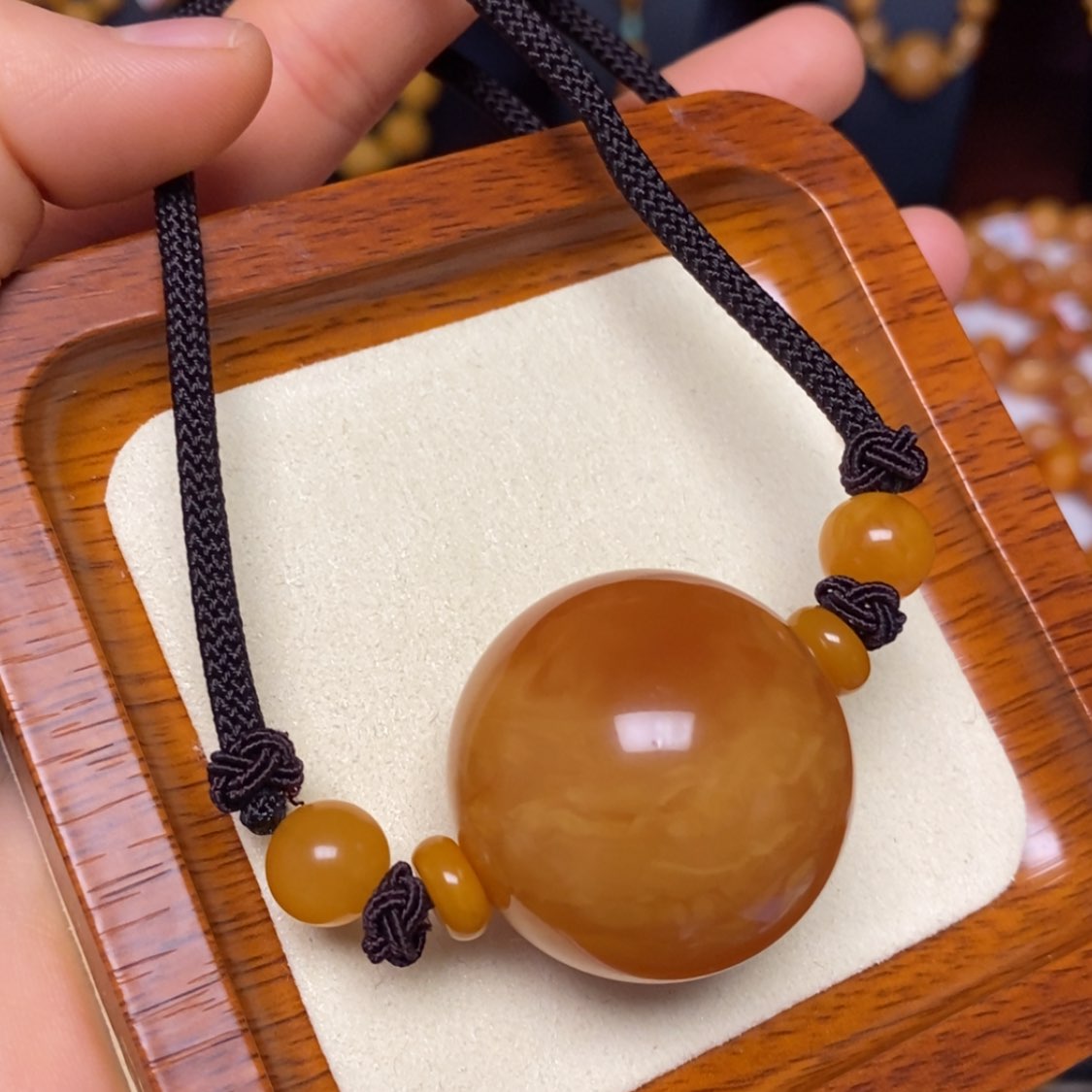 【闪购商品】蜜蜡手链未镶嵌手串